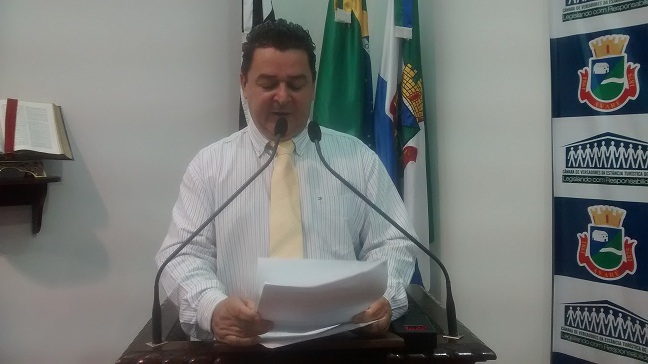 Tucão lamenta morosidade da Prefeitura com relação a Fatec